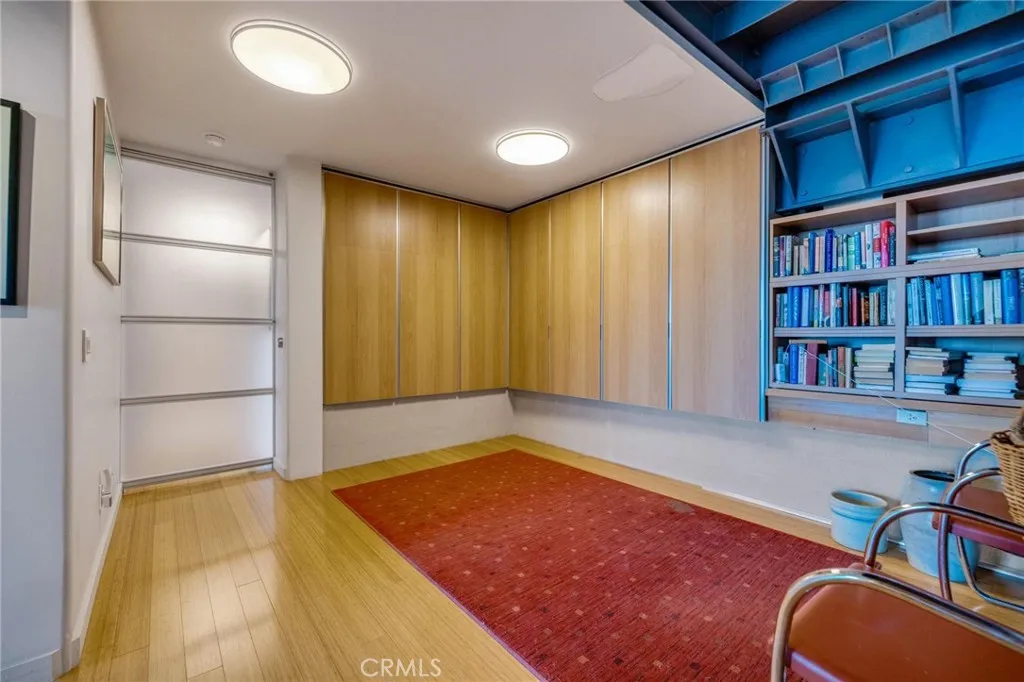 4022 Braeburn Way, Los Angeles, California 90027 home-pic-37