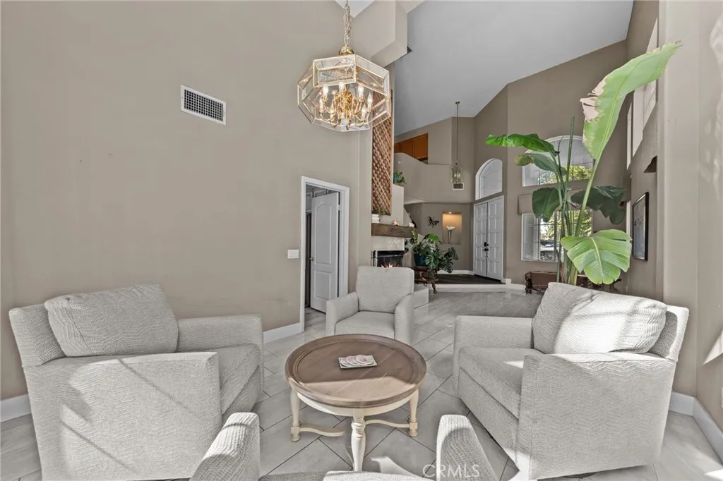 32315 Via Cordoba, Temecula, California 92592 home-pic-11