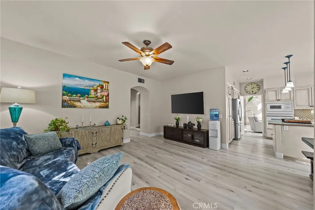 32315 Via Cordoba, Temecula, California 92592 home-pic-19