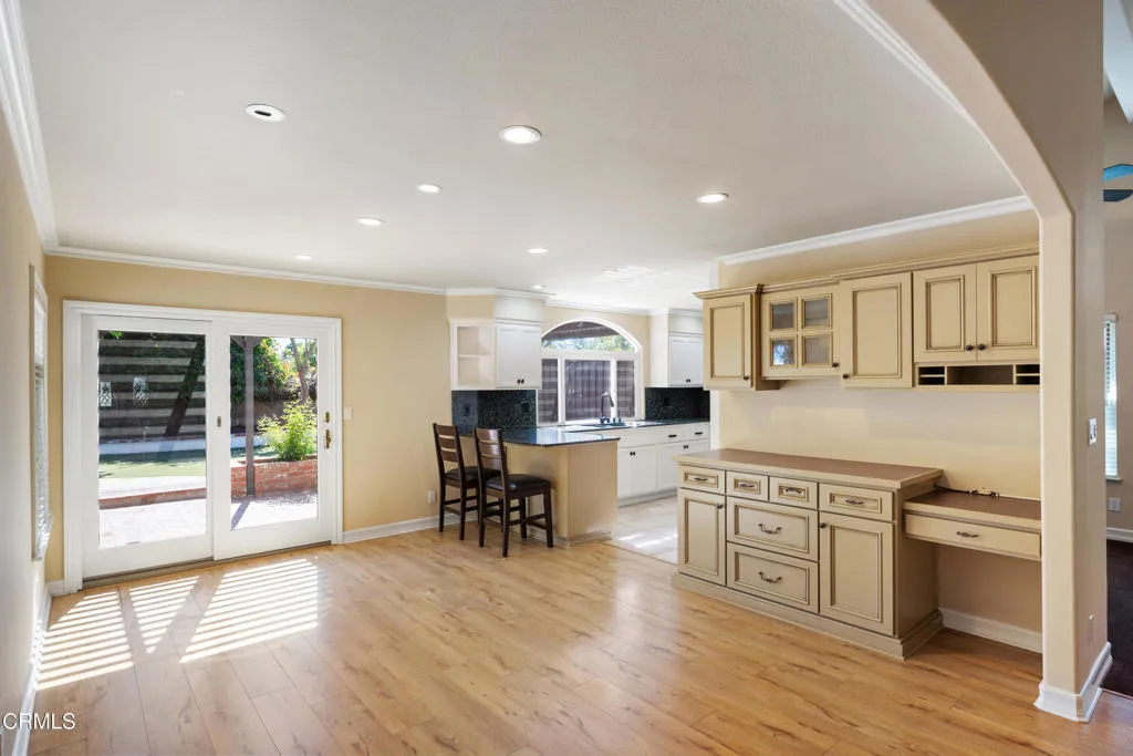 9116 Neath Street, Ventura, California 93004 home-pic-2