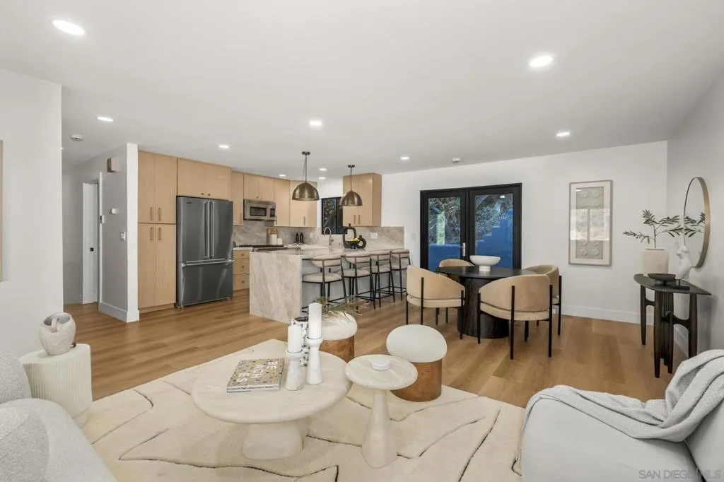 1733 Nautilus Street, La Jolla, California 92037 home-pic-8
