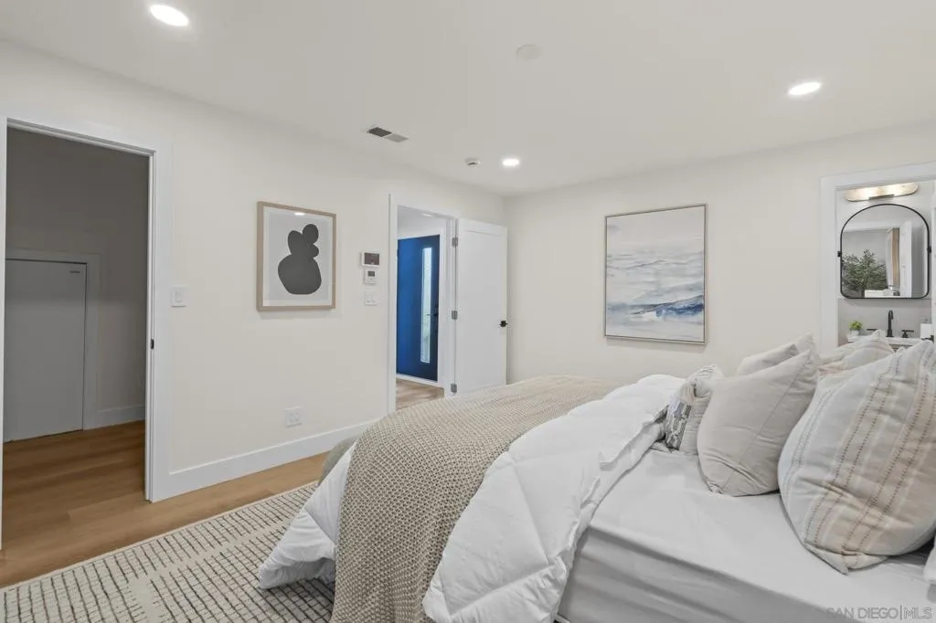 1733 Nautilus Street, La Jolla, California 92037 home-pic-17