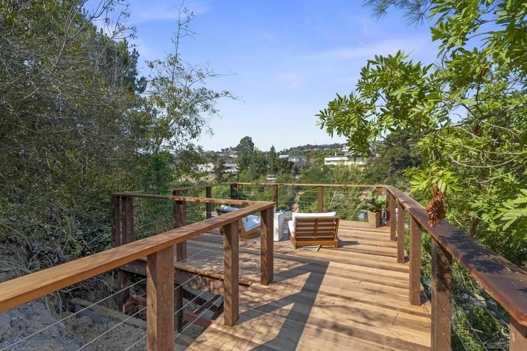 1733 Nautilus Street, La Jolla, California 92037 home-pic-31