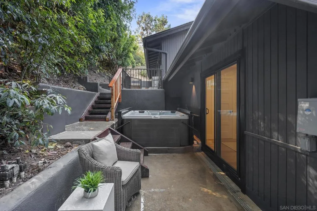 1733 Nautilus Street, La Jolla, California 92037 home-pic-32