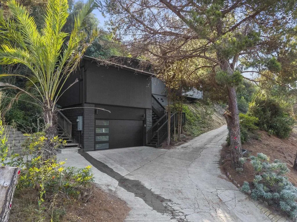 1733 Nautilus Street, La Jolla, California 92037 home-pic-0