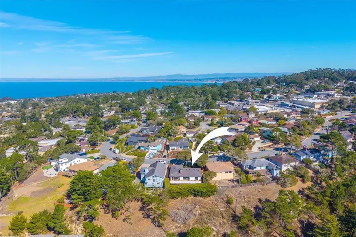 2828 Forest Hill Boulevard, Pacific Grove, California 93950