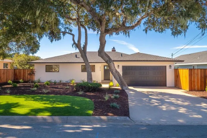2828 Forest Hill Boulevard, Pacific Grove, California 93950