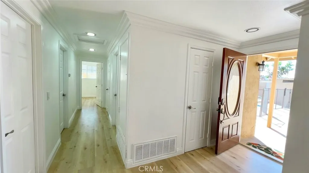 900 S Hayward, Anaheim, California 92804 home-pic-6