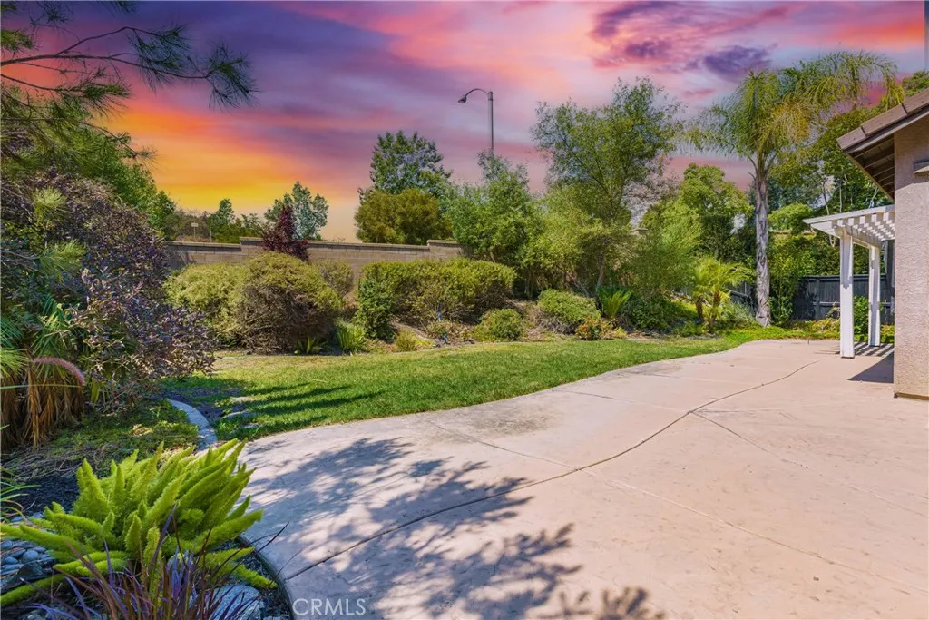 27123 Coral Bells Way, Murrieta, California 92562 home-pic-46