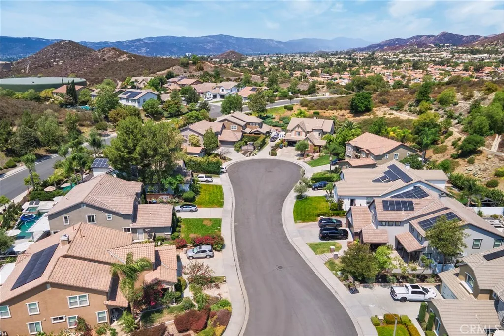 27123 Coral Bells Way, Murrieta, California 92562 home-pic-57