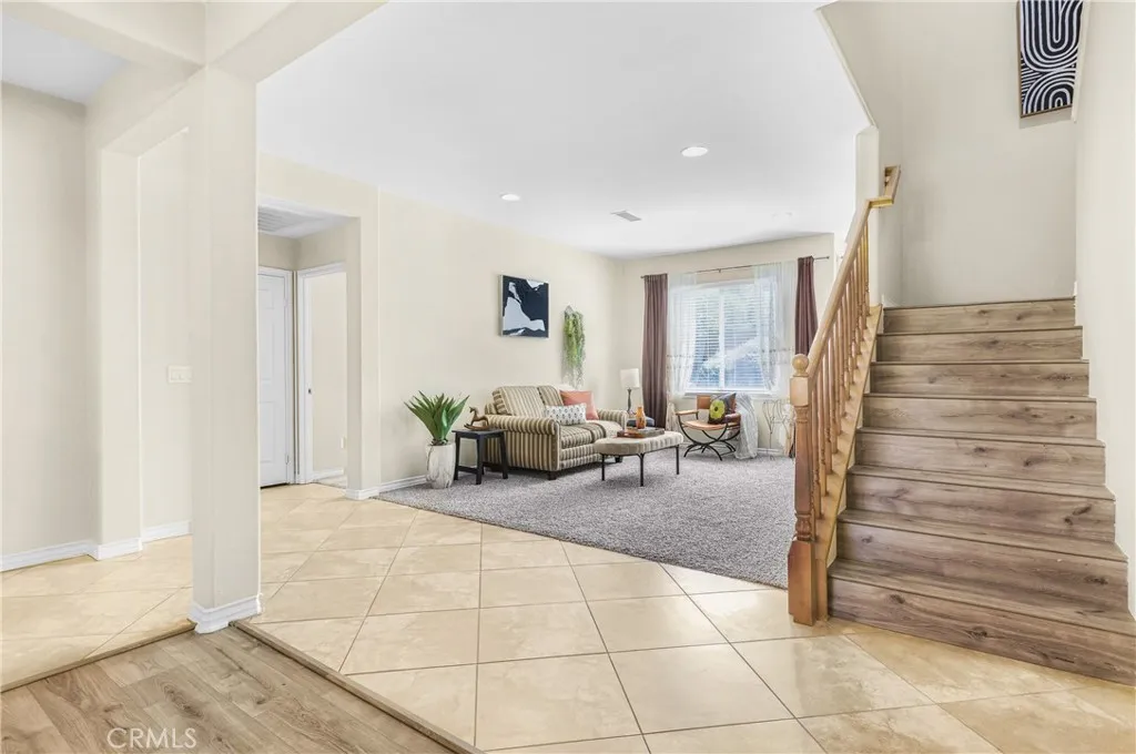 27123 Coral Bells Way, Murrieta, California 92562 home-pic-11
