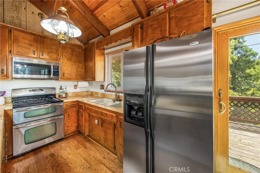 30919 All View Drive, Running Springs, California 92382 home-pic-13