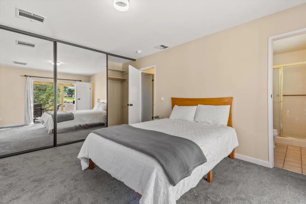 64578 Pinehurst Circle, Desert Hot Springs, California 92240 home-pic-26