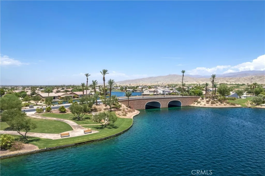 84206 Canzone, Indio, California 92203 home-pic-22