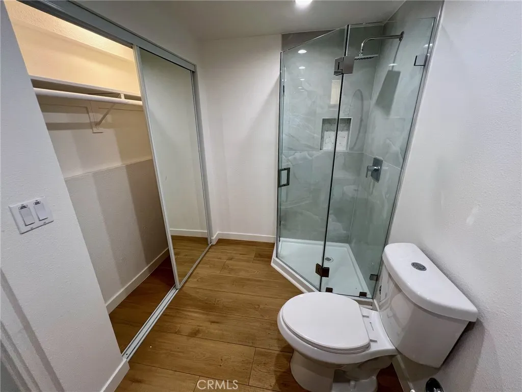 654 Penrith, Los Angeles, California 90023 home-pic-39