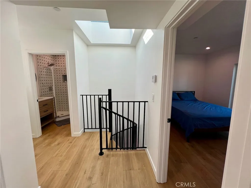 654 Penrith, Los Angeles, California 90023 home-pic-26