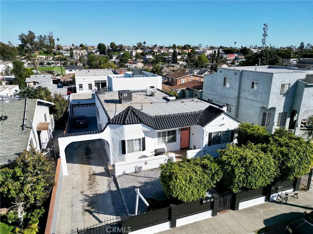 654 Penrith, Los Angeles, California 90023 home-pic-43