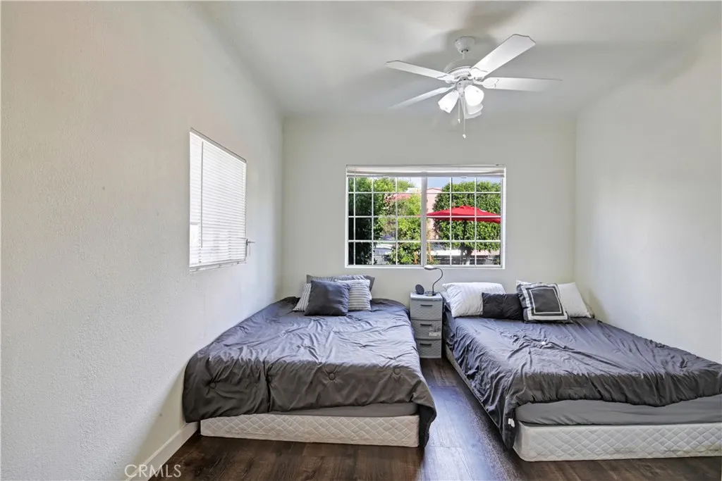 654 Penrith, Los Angeles, California 90023 home-pic-11