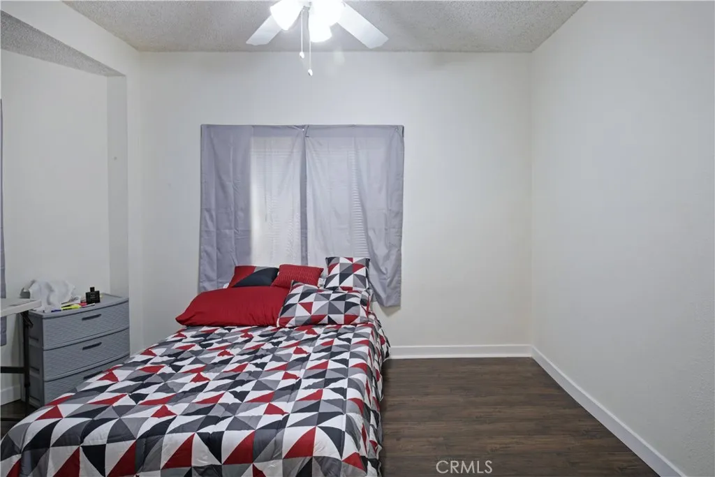 654 Penrith, Los Angeles, California 90023 home-pic-13