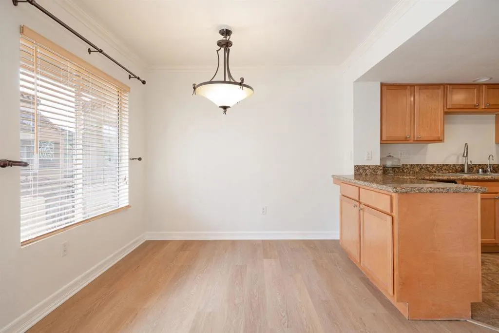 15353 Maturin Dr 115, San Diego, California 92127 home-pic-3
