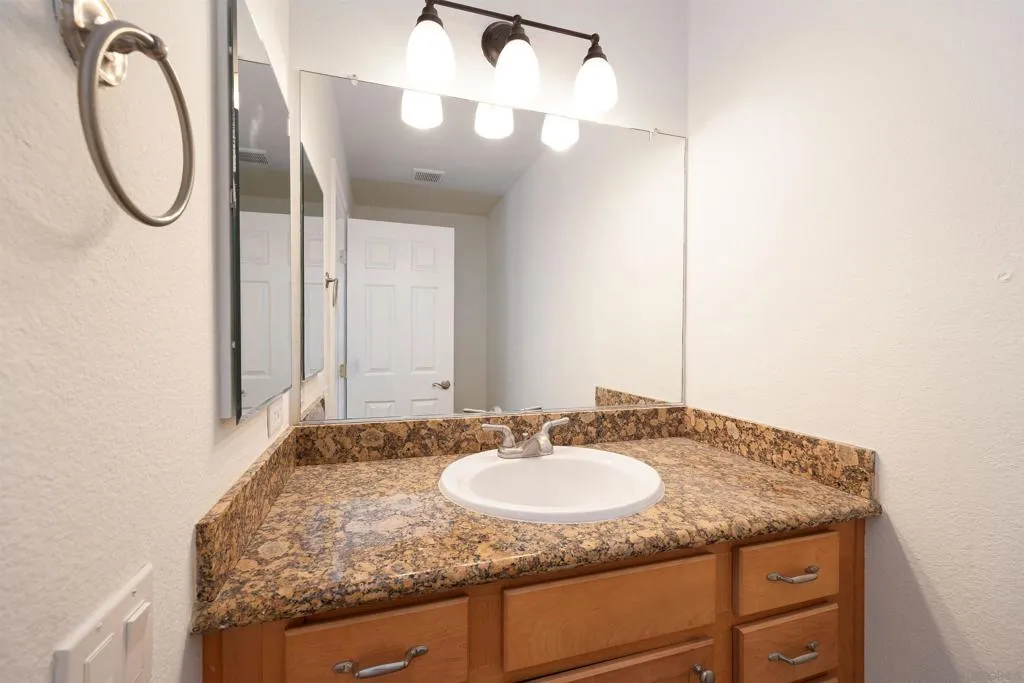 15353 Maturin Dr 115, San Diego, California 92127 home-pic-14