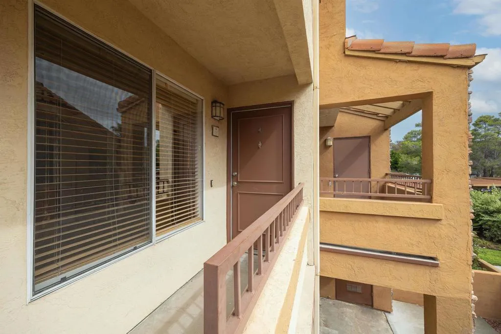 15353 Maturin Dr 115, San Diego, California 92127 home-pic-1