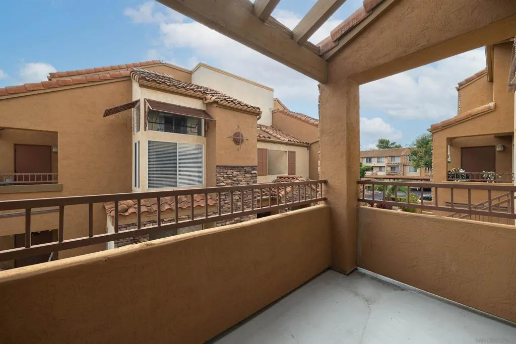 15353 Maturin Dr 115, San Diego, California 92127 home-pic-7
