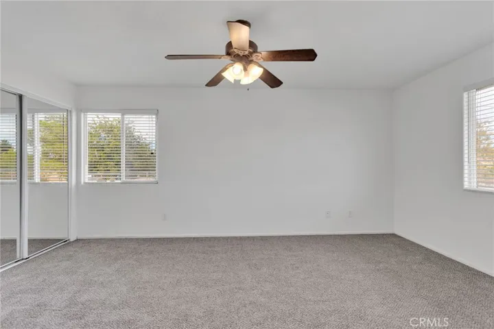 15675 Pohez, Apple Valley, California 92307