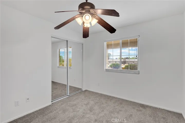 15675 Pohez, Apple Valley, California 92307