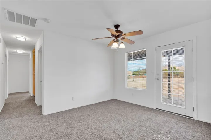15675 Pohez, Apple Valley, California 92307