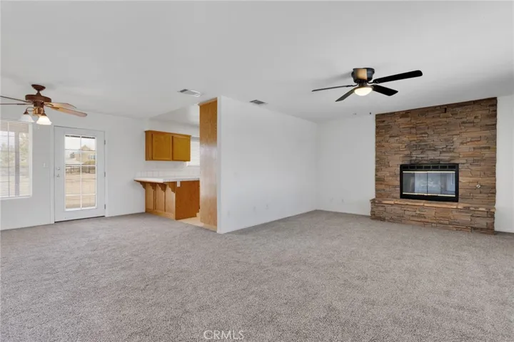 15675 Pohez, Apple Valley, California 92307