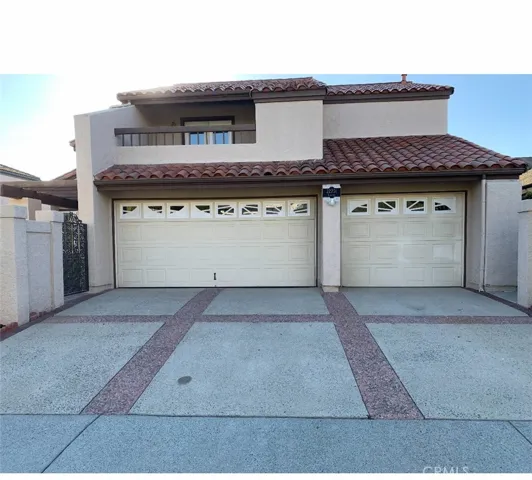 3 car garage