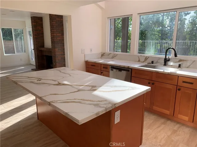 22751 Lajares, Mission Viejo, California 92692