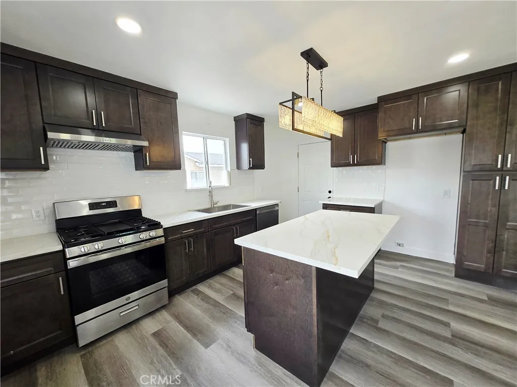 13911 13911 Pacific Avenue, Westminster, California 92683 home-pic-11