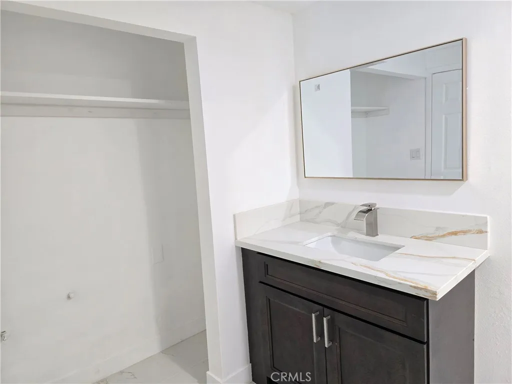 13911 13911 Pacific Avenue, Westminster, California 92683 home-pic-24
