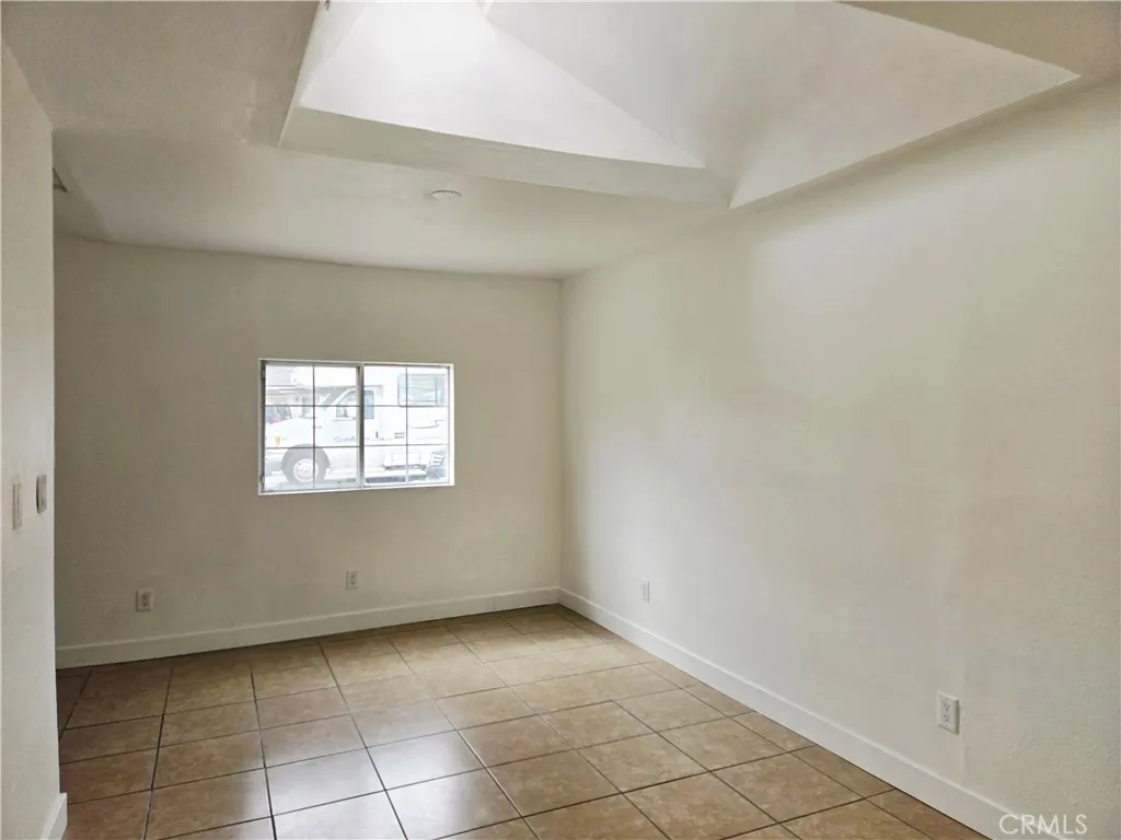 13911 13911 Pacific Avenue, Westminster, California 92683 home-pic-27