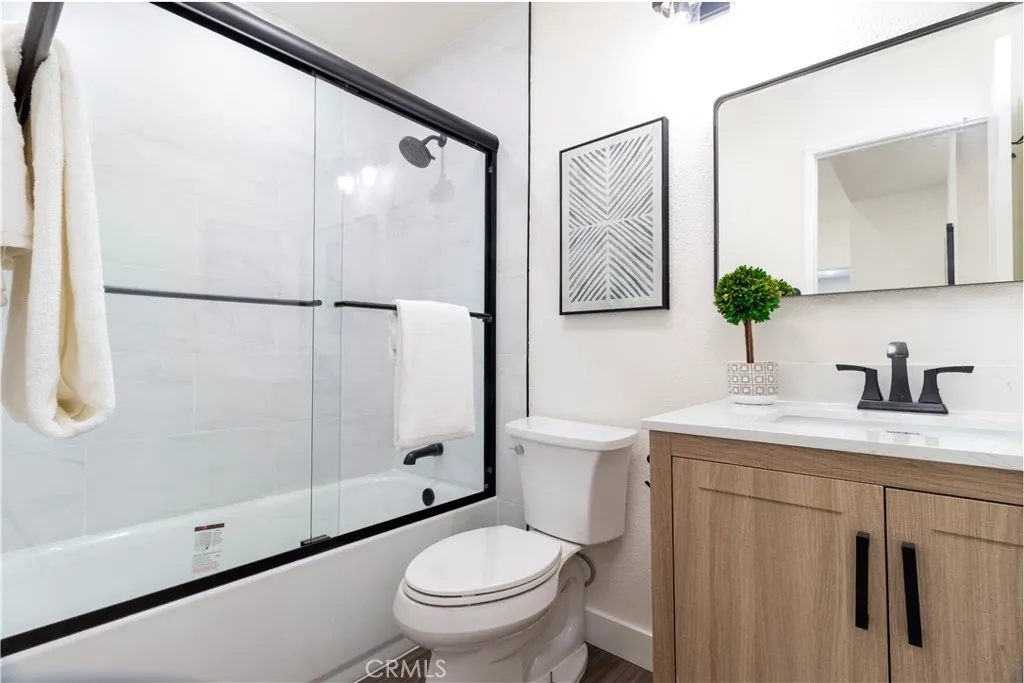 1217 Mandarin Place, Perris, California 92571 home-pic-7