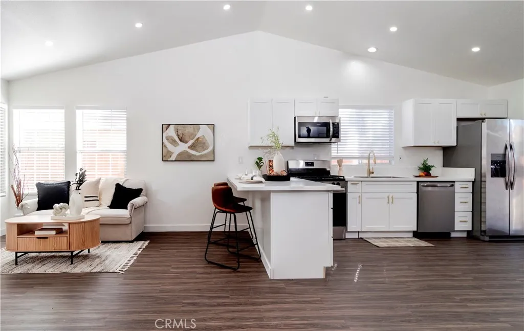 1217 Mandarin Place, Perris, California 92571 home-pic-2