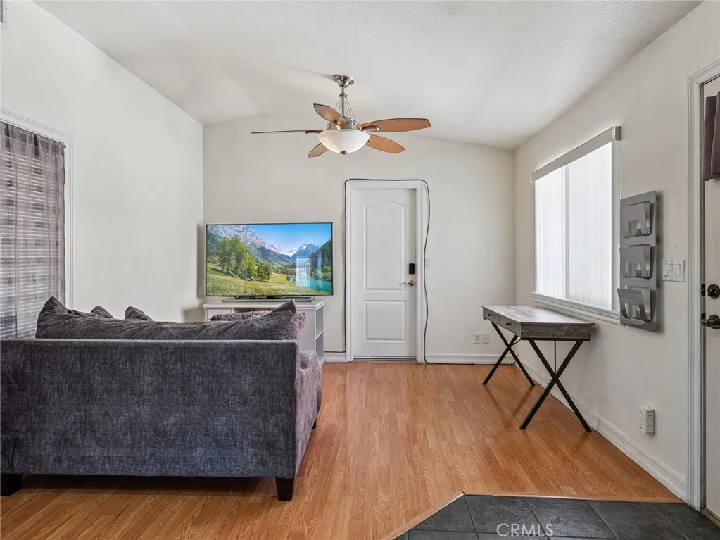 14719 Juniper Street, Hesperia, California 92345 home-pic-29