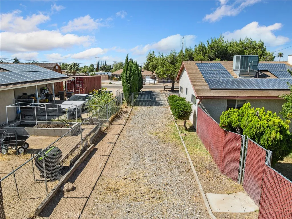 14719 Juniper Street, Hesperia, California 92345 home-pic-4