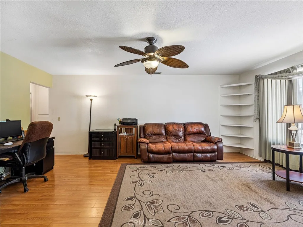 14719 Juniper Street, Hesperia, California 92345 home-pic-12