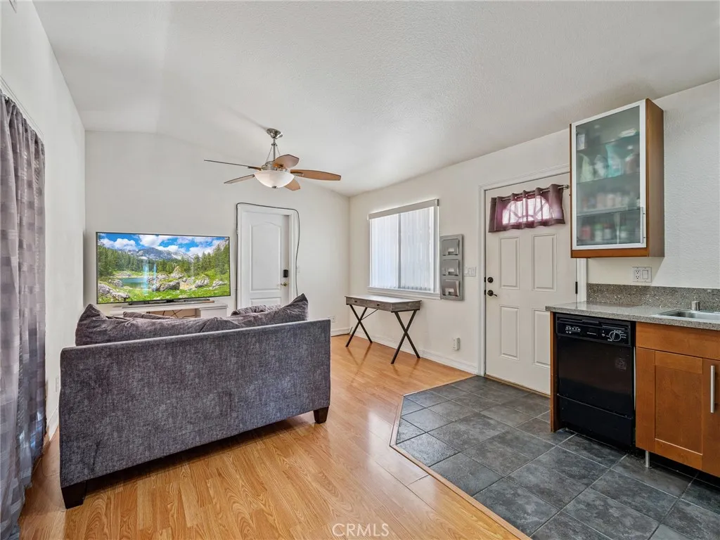 14719 Juniper Street, Hesperia, California 92345 home-pic-38