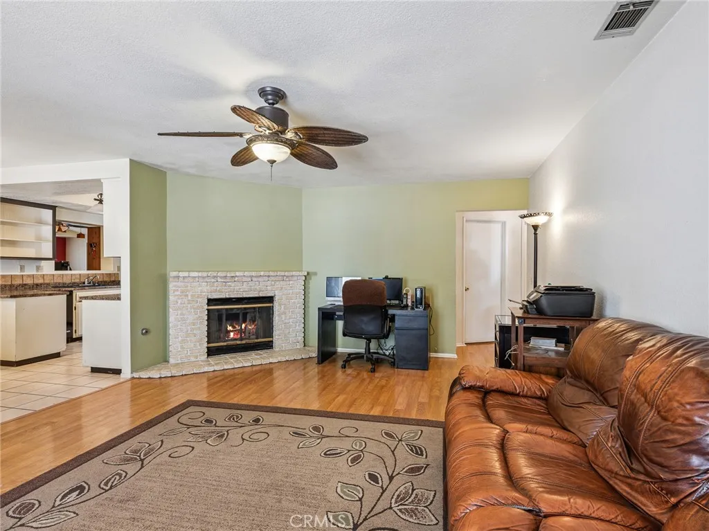 14719 Juniper Street, Hesperia, California 92345 home-pic-11