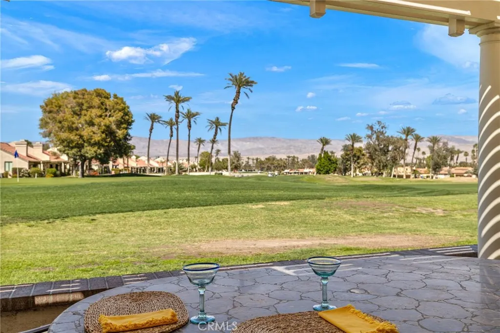 77050 Pauma Valley Way, Palm Desert, California 92211 home-pic-6