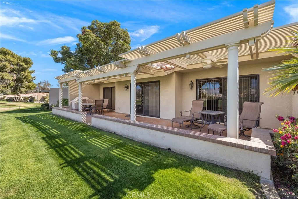 77050 Pauma Valley Way, Palm Desert, California 92211 home-pic-2