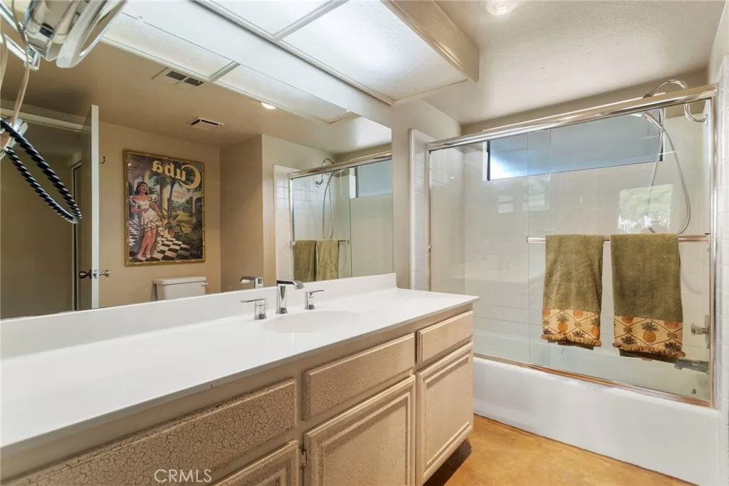 77050 Pauma Valley Way, Palm Desert, California 92211 home-pic-23