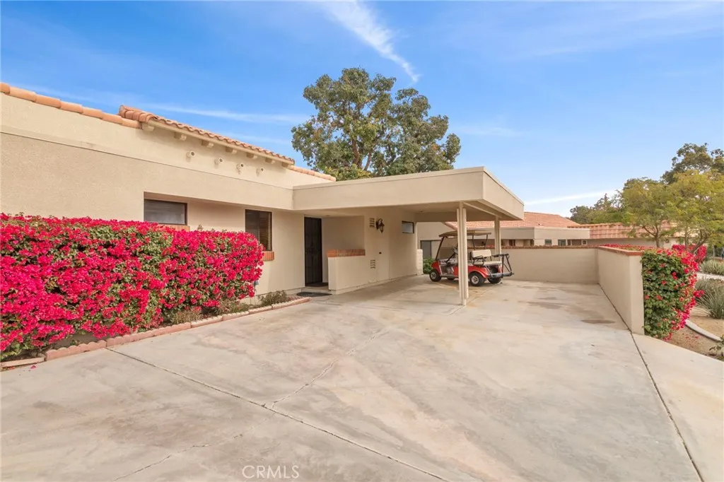 77050 Pauma Valley Way, Palm Desert, California 92211 home-pic-8