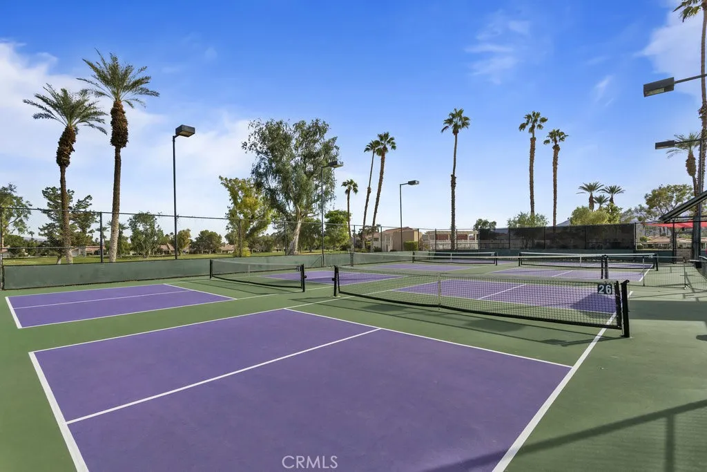 77050 Pauma Valley Way, Palm Desert, California 92211 home-pic-47