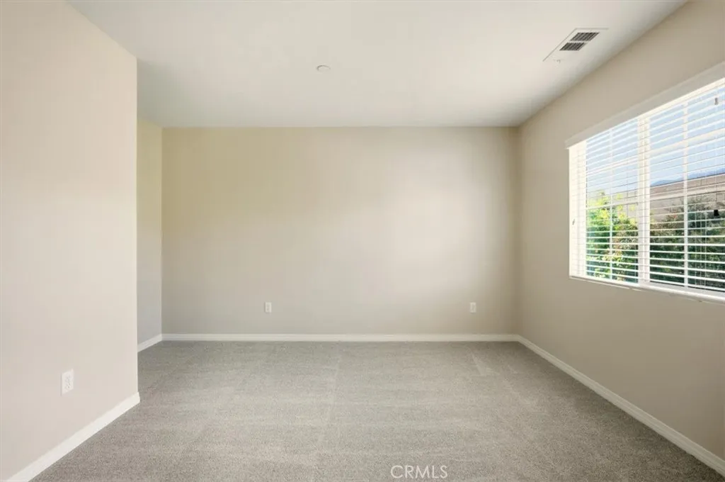 3715 Bur Oak, San Bernardino, California 92407 home-pic-26