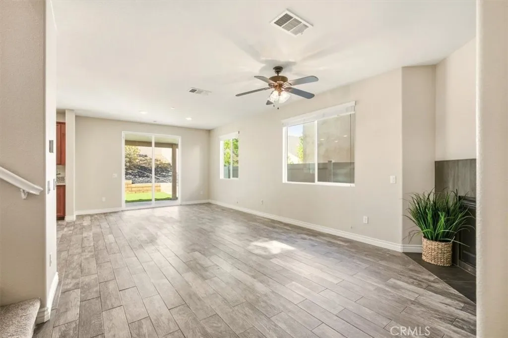 3715 Bur Oak, San Bernardino, California 92407 home-pic-7